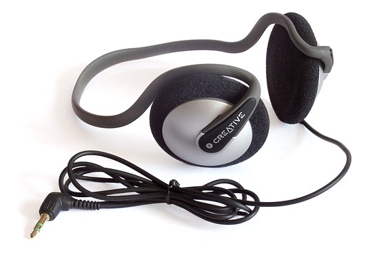 headphones3.jpg